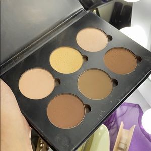 Contour Kit Light to Medium Powder